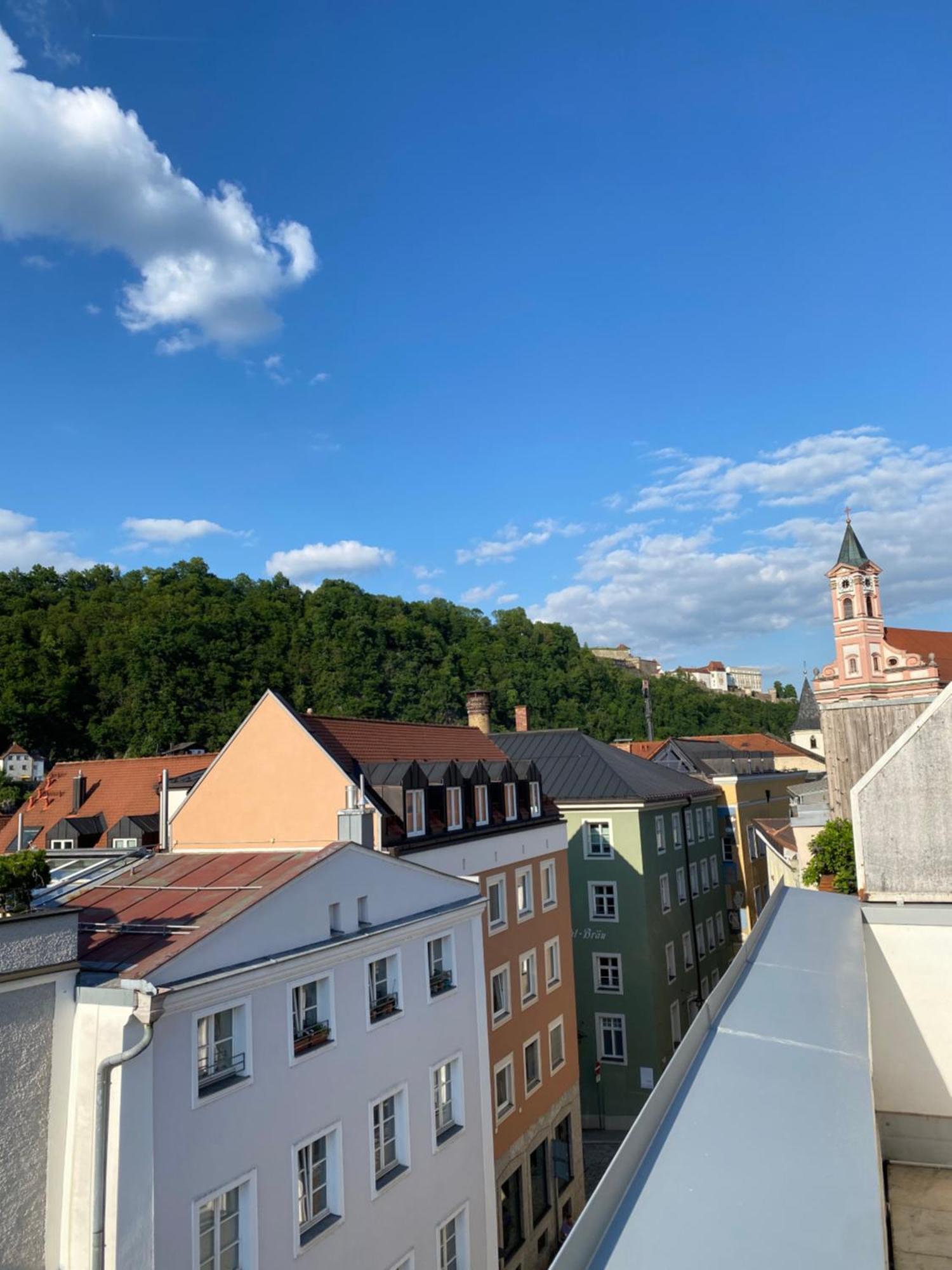 Penthouse - Zentral Und Genial Apartment Passau Exterior foto
